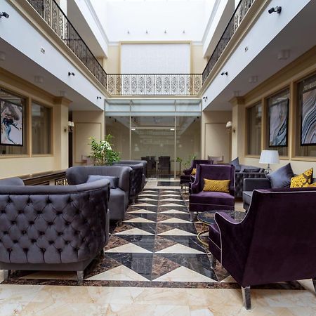 Royal Bv Hotel Ust-Kamenogorsk Exterior photo