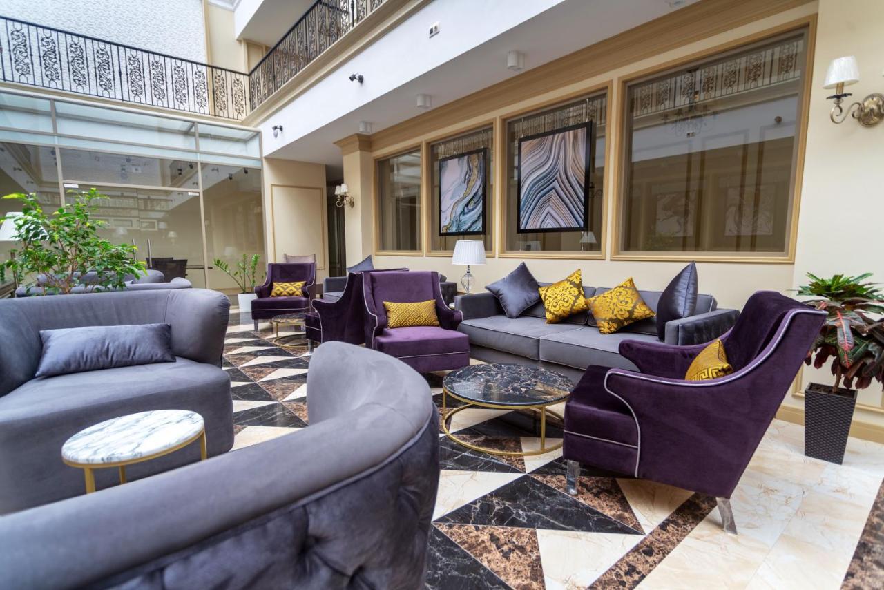 Royal Bv Hotel Ust-Kamenogorsk Exterior photo