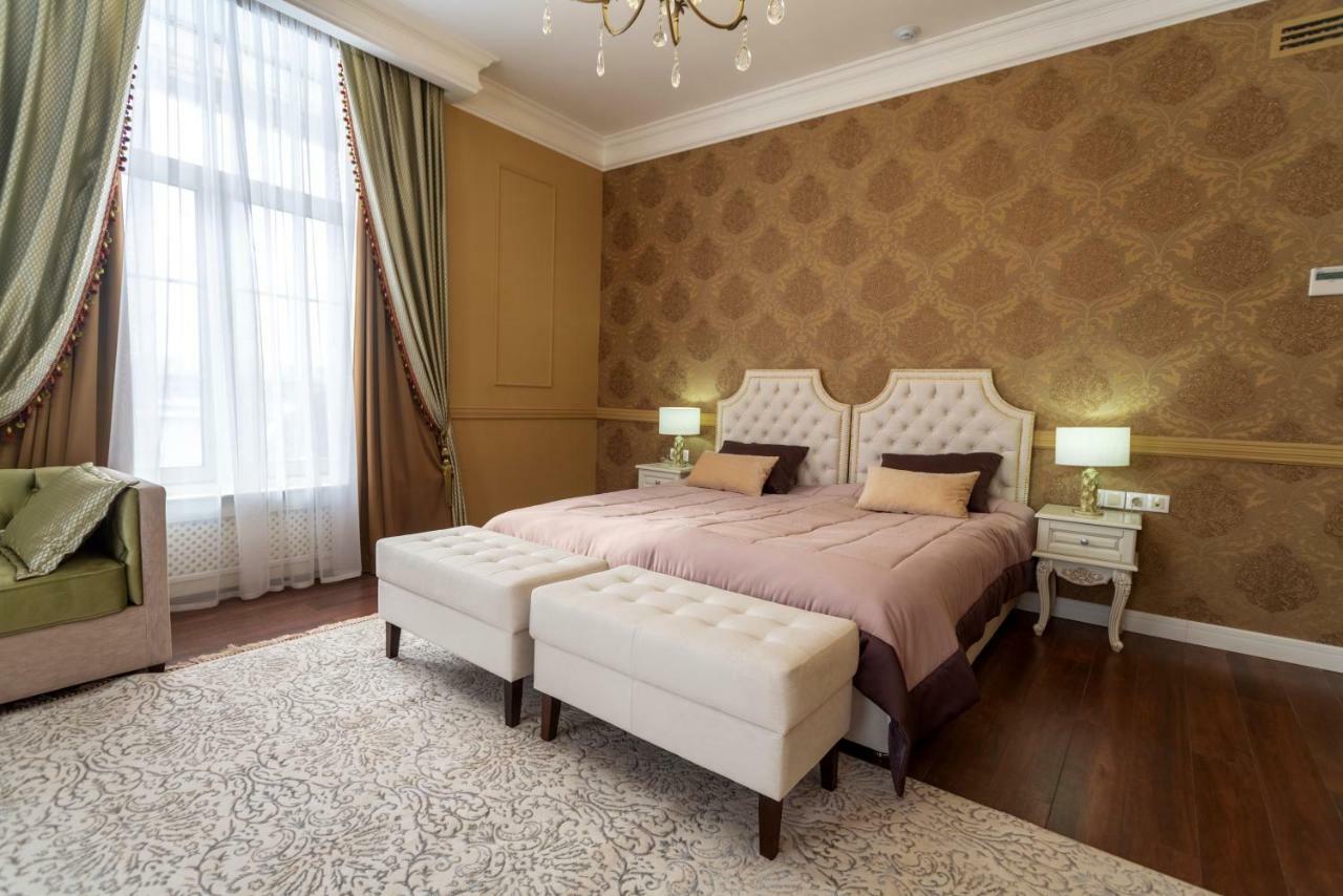 Royal Bv Hotel Ust-Kamenogorsk Exterior photo